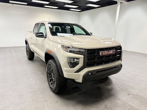 New 2026 GMC Canyon Elevation w/ Convenience Package AWD/4WD image 8