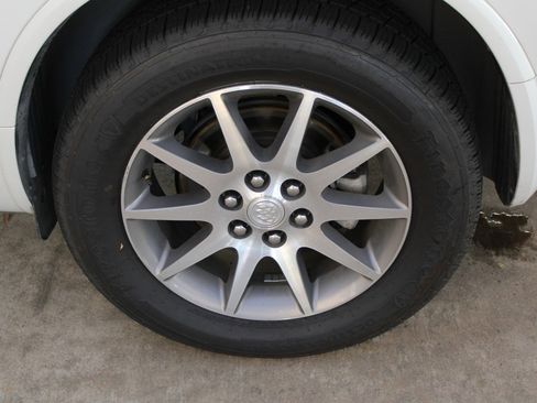 Used 2016 Buick Enclave Leather w/ Trailering Package image 23