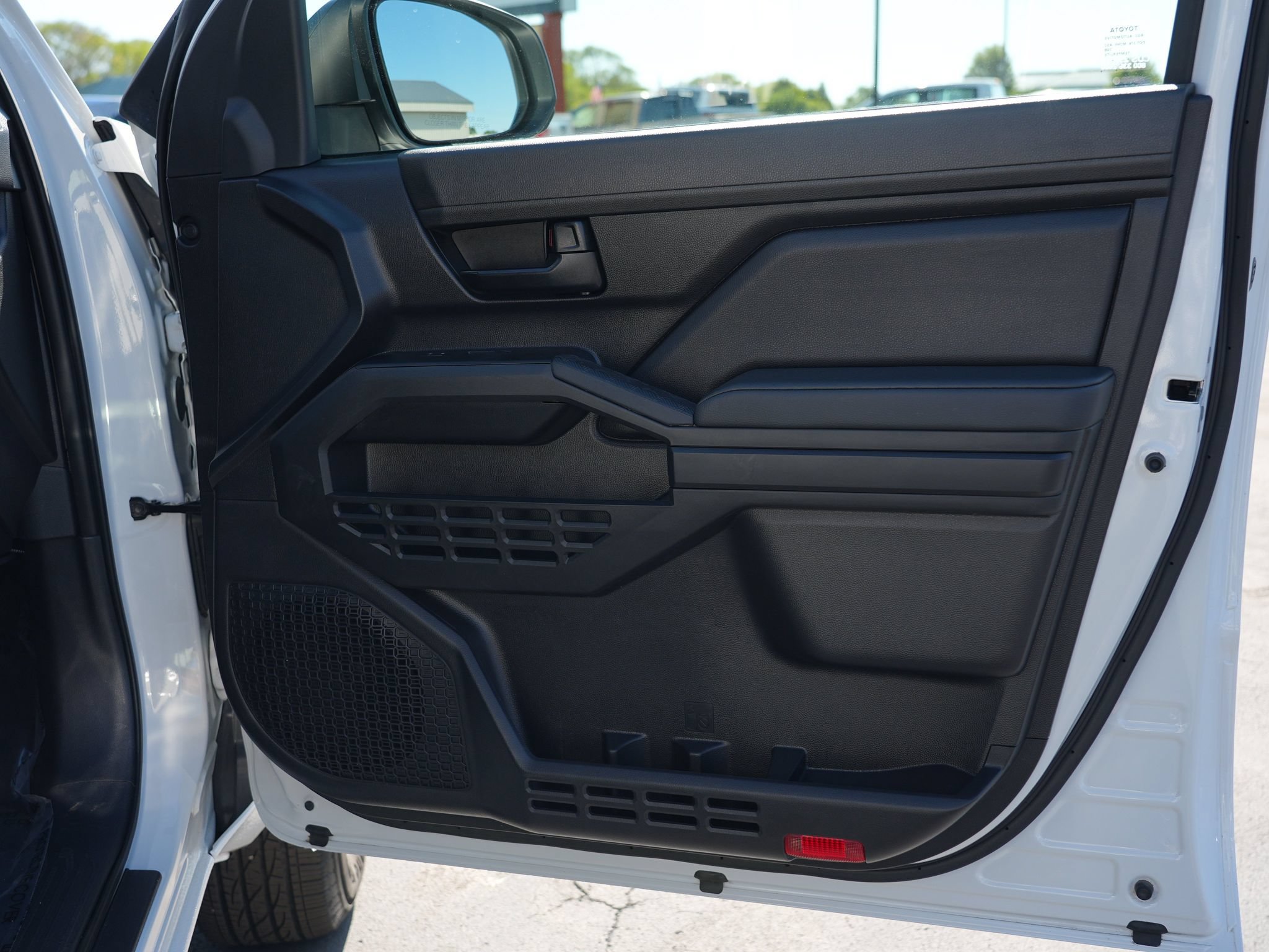 Used 2025 Toyota Tacoma SR RWD image 29