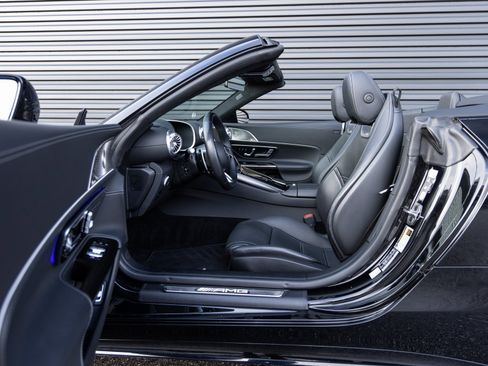 Used 2022 Mercedes-Benz SL 63 AMG 4MATIC image 19