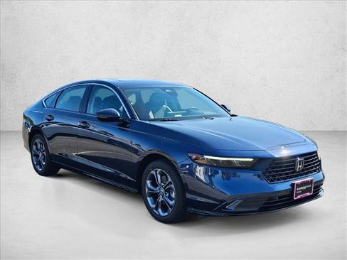 New 2025 Honda Accord EX-L image 3