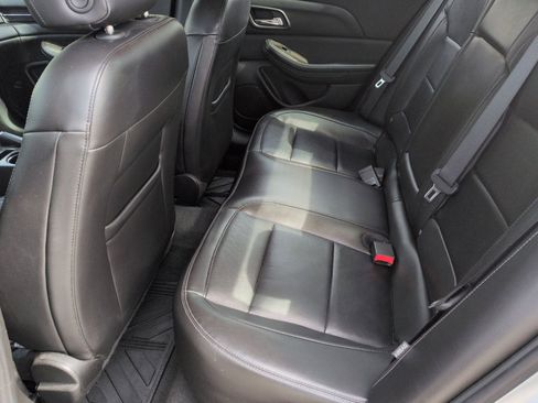 Used 2014 Chevrolet Malibu LT image 20