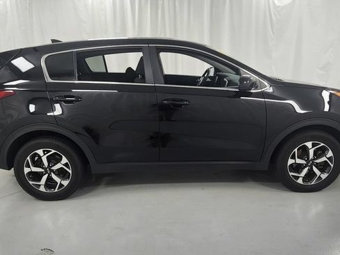 Used 2021 Kia Sportage LX FWD image 2