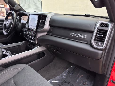 Used 2020 RAM 1500 Big Horn AWD/4WD image 13
