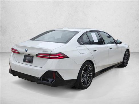 Used 2026 BMW 530i xDrive AWD/4WD image 5