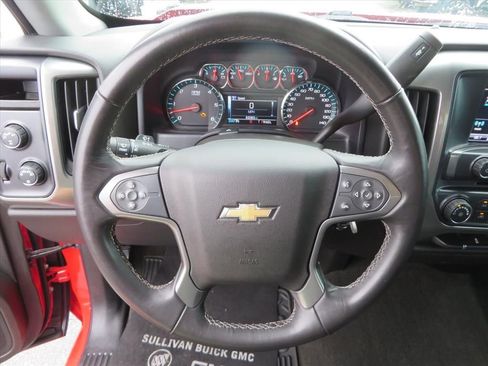 Used 2018 Chevrolet Silverado 1500 LT image 16