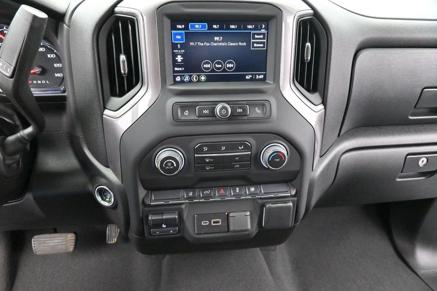 Used 2024 Chevrolet Silverado 2500 Custom w/ Custom Convenience Package AWD/4WD image 21
