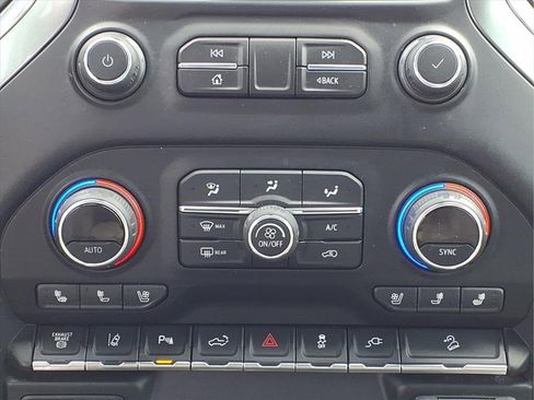 Used 2020 Chevrolet Silverado 2500 LTZ w/ LTZ Texas Edition image 23