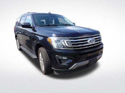 Used 2021 Ford Expedition XLT RWD image 2