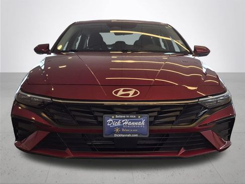 Used 2025 Hyundai Elantra SEL FWD image 3