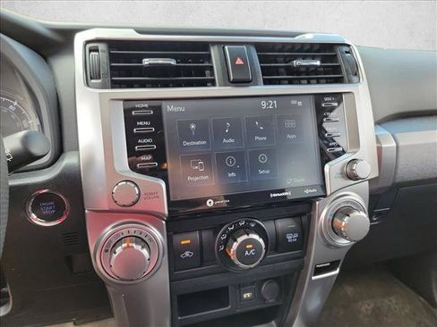Used 2022 Toyota 4Runner SR5 Premium w/ Moonroof Package AWD/4WD image 18
