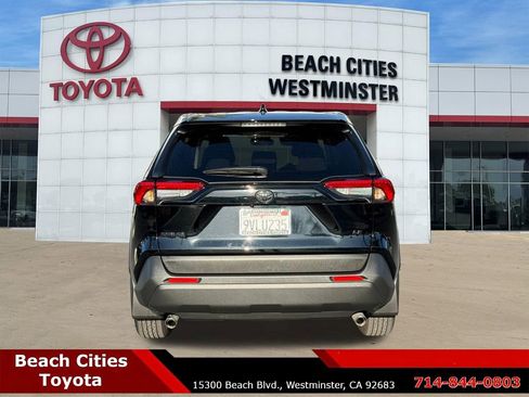 Certified 2025 Toyota RAV4 LE FWD image 10