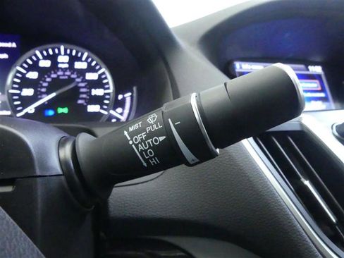 Used 2016 Acura TLX w/ Technology Package image 19