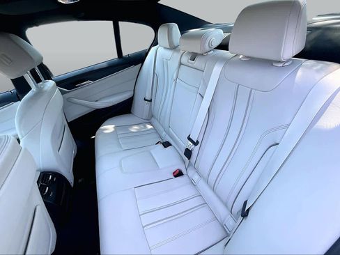 Certified 2023 BMW 540i w/ M Sport Package RWD image 20