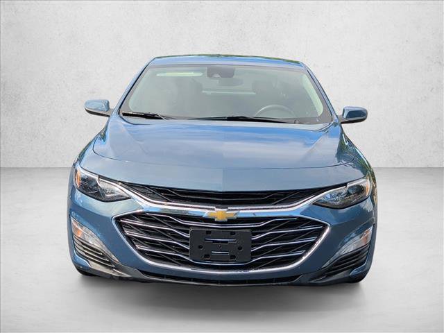 Used 2025 Chevrolet Malibu LT FWD image 2