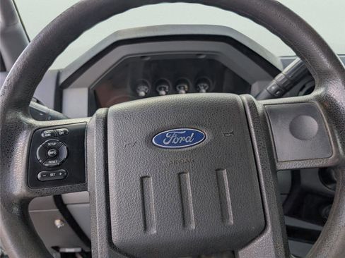 Used 2014 Ford F450 XL w/ Power Equipment Group image 16