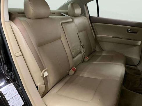 Used 2010 Nissan Sentra 2.0 SL w/ Leather Pkg FWD image 76