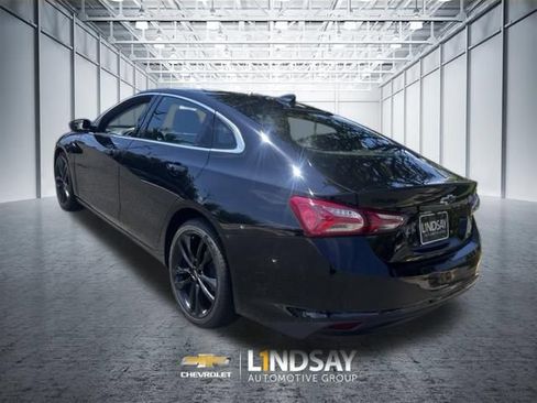 Used 2020 Chevrolet Malibu LT w/ Leather Package FWD image 5