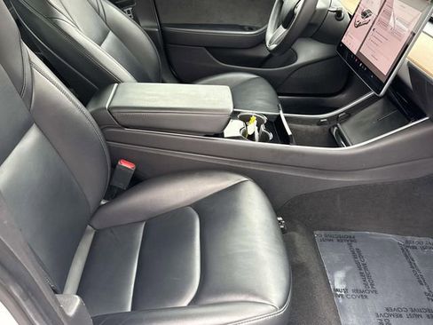 Used 2020 Tesla Model 3 Long Range image 9