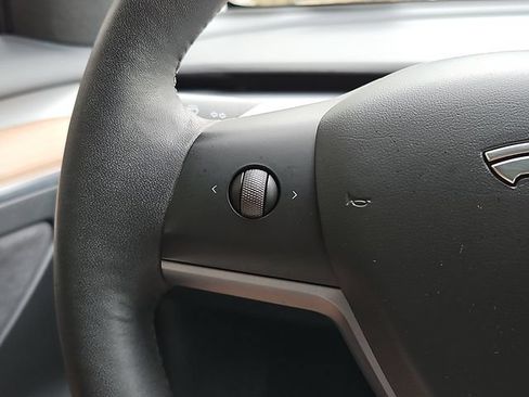 Used 2023 Tesla Model 3 Standard Range RWD image 21