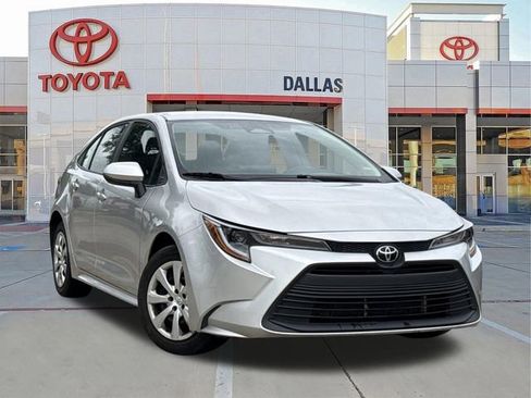 Used 2024 Toyota Corolla LE FWD image 1