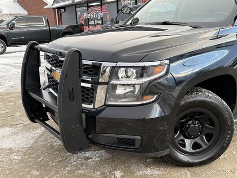 Used 2017 Chevrolet Tahoe 4WD w/ Remote Keyless Entry Package image 19