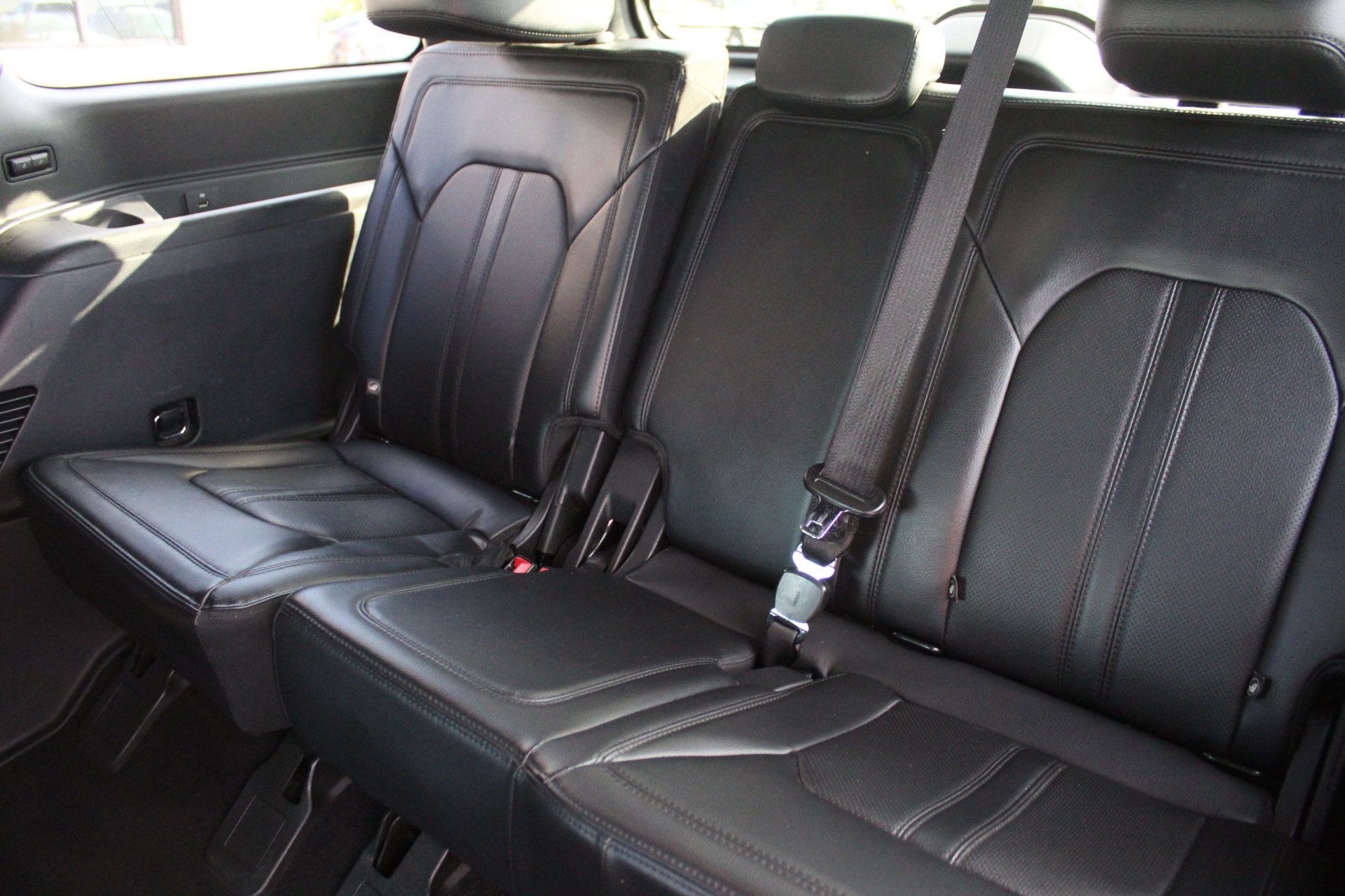 Used 2021 Ford Expedition Limited AWD/4WD image 27