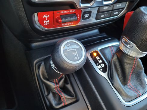 Used 2019 Jeep Wrangler Unlimited Rubicon image 27