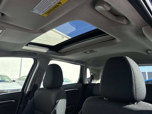 Used 2017 Honda Fit EX image 22