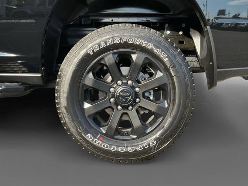New 2026 RAM 2500 Big Horn AWD/4WD image 8