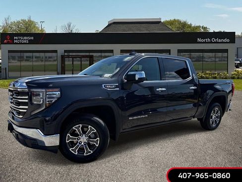 Used 2025 GMC Sierra 1500 SLT AWD/4WD image 1