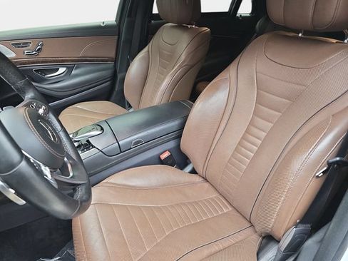 Used 2018 Mercedes-Benz S 560 Sedan image 15