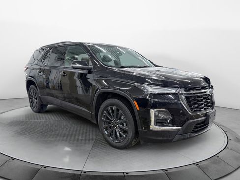 Used 2023 Chevrolet Traverse RS w/ LPO, Floor Liner Package image 3