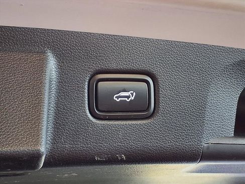 Used 2021 Kia Telluride SX w/ SX Prestige Package image 7