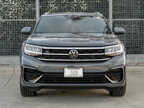 Used 2020 Volkswagen Atlas Cross Sport SE w/ Panoramic Sunroof Package FWD image 6