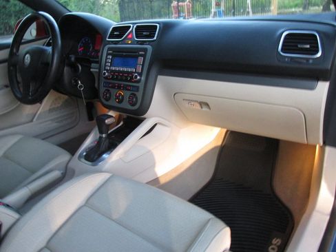 Used 2007 Volkswagen Eos 2.0T image 21