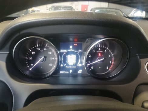 Used 2019 Land Rover Discovery Sport SE AWD/4WD image 16