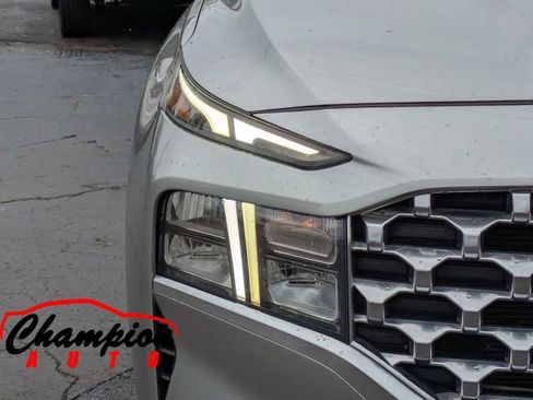 Used 2022 Hyundai Santa Fe SEL FWD image 11
