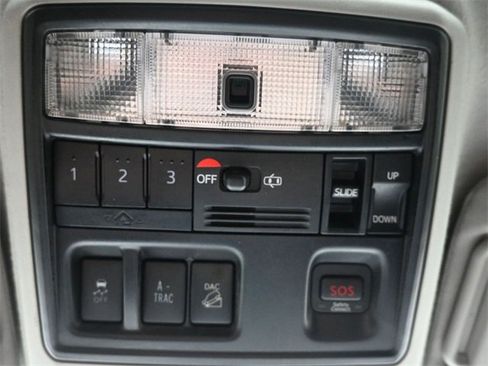 Used 2016 Toyota 4Runner Limited image 35