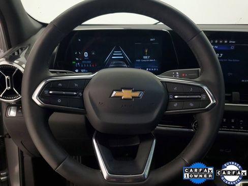 Used 2025 Chevrolet Equinox LT FWD image 15