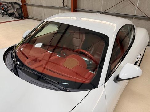 Used 2015 Porsche Cayman GTS image 29