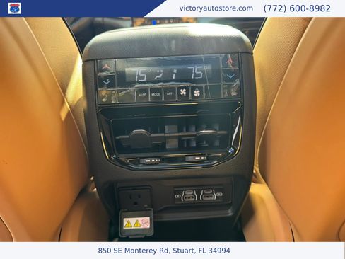 Used 2024 Jeep Grand Cherokee Summit w/ Adv Protech Group IV AWD/4WD image 36