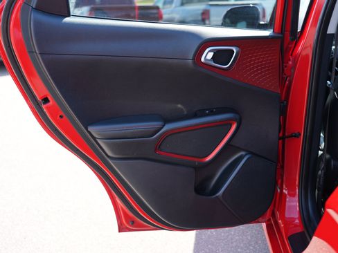 Used 2020 Kia Soul GT-Line Turbo FWD image 19