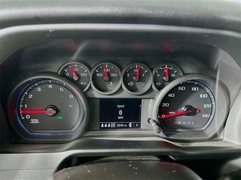 Used 2025 Chevrolet Silverado 2500 Custom w/ Custom Value Package image 12