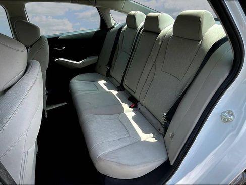 Used 2023 Honda Accord EX image 23