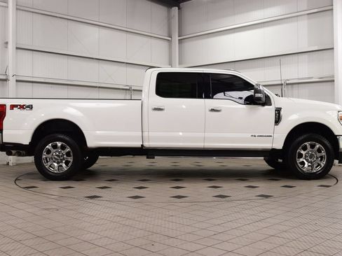 Used 2022 Ford F350 Lariat w/ Lariat Ultimate Package AWD/4WD image 9