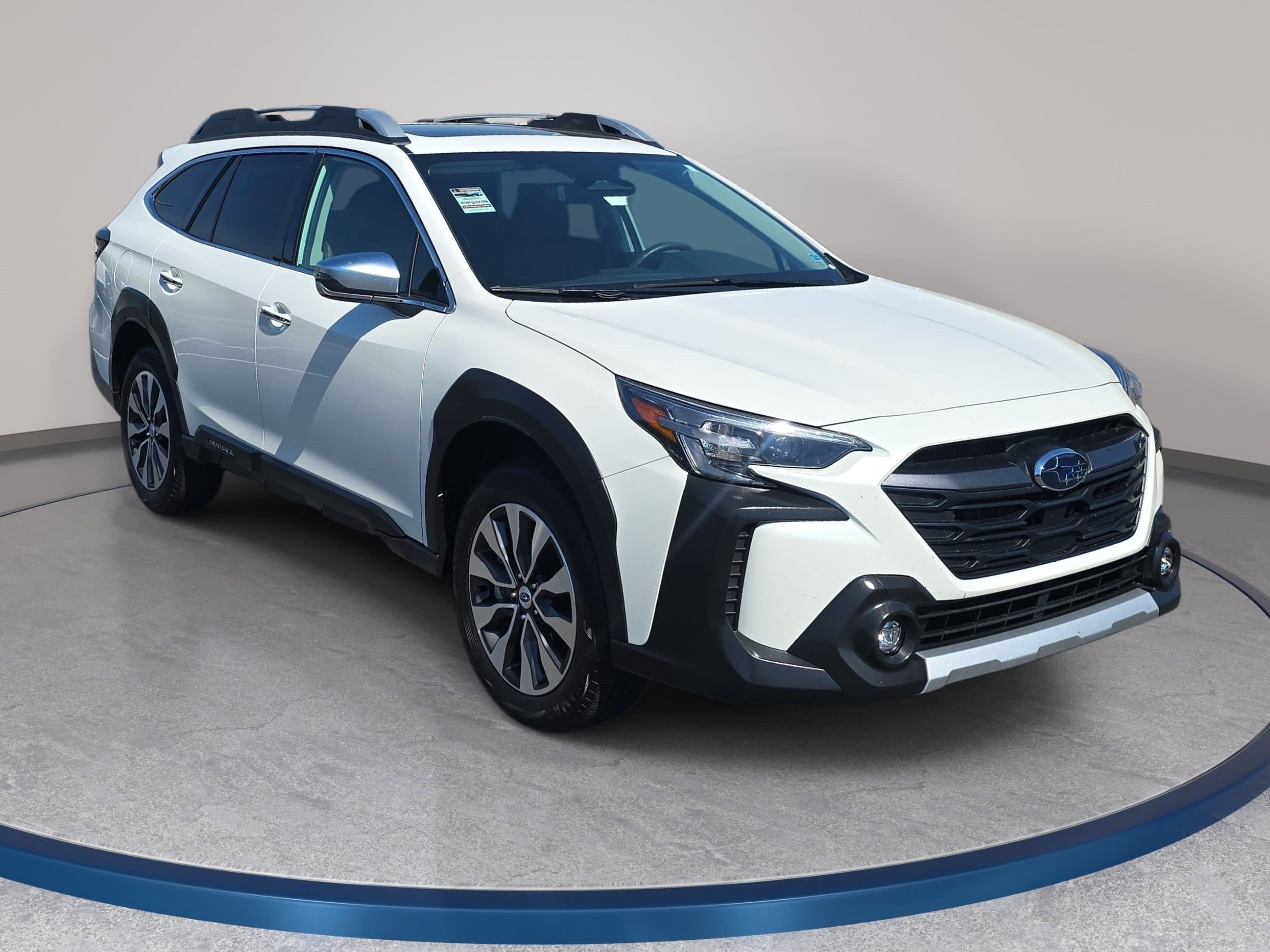 Used 2025 Subaru Outback Touring XT AWD/4WD image 3