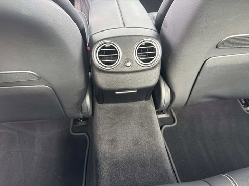 Used 2017 Mercedes-Benz E 300 image 14