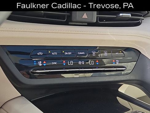 Used 2022 Buick Envision Avenir w/ Safety Package AWD/4WD image 16