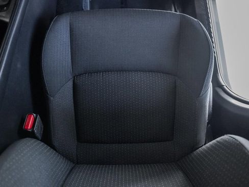 Used 2018 Toyota C-HR XLE image 28